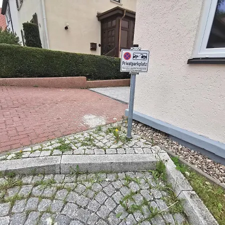 Bohnapartments: Stadtblick Zechenhaus Mit Balkon Und Parkplatz Ilmenau