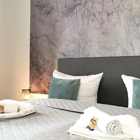 شقة Bohnapartments - Stadtblick Zechenhaus - Balkon - Wlan - Sehr Ruhig - Barrierearm الميناو