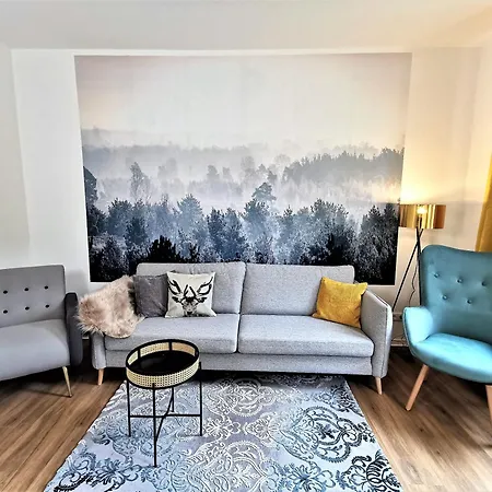 Bohnapartments: Stadtblick Zechenhaus Mit Balkon Und Parkplatz Apartment *