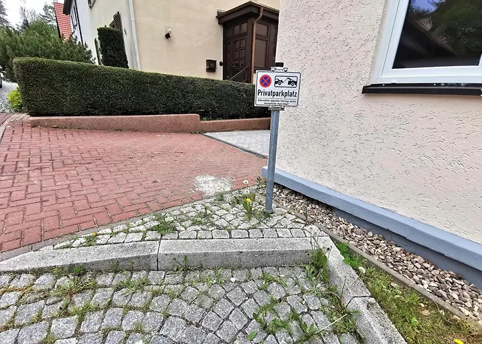 Apartment Bohnapartments - Stadtblick Zechenhaus - Balkon - Gratis Parkplatz - Wlan - Sehr Ruhig - Barrierearm Ilmenau